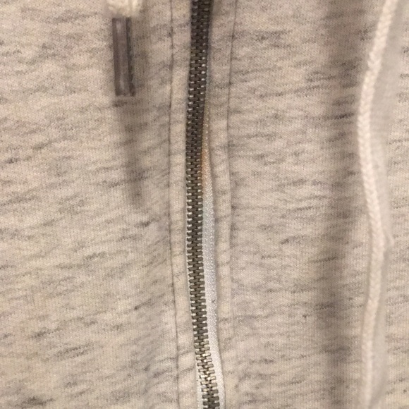 Hollister Ladies Hoodie with Thumbholes - Picture 4 of 5